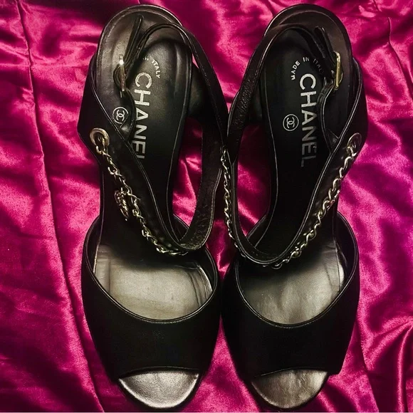 CHANEL CC CHARM CHAINED STRAPPY SANDALS - Picture 7 of 12